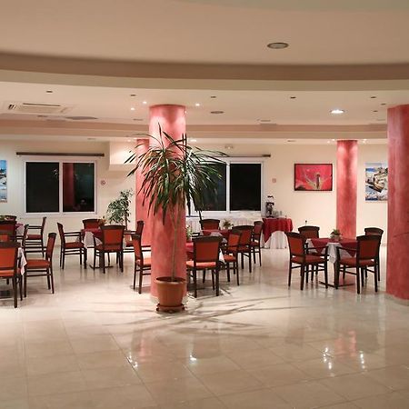 סיטייה Hotel Sea Breeze מראה חיצוני תמונה