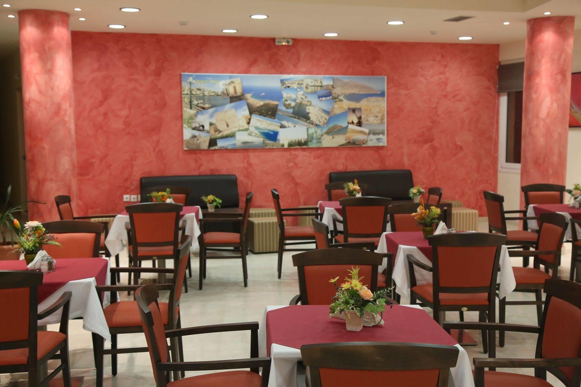סיטייה Hotel Sea Breeze מראה חיצוני תמונה